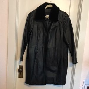 Black leather coat from Worthington. Size 1X